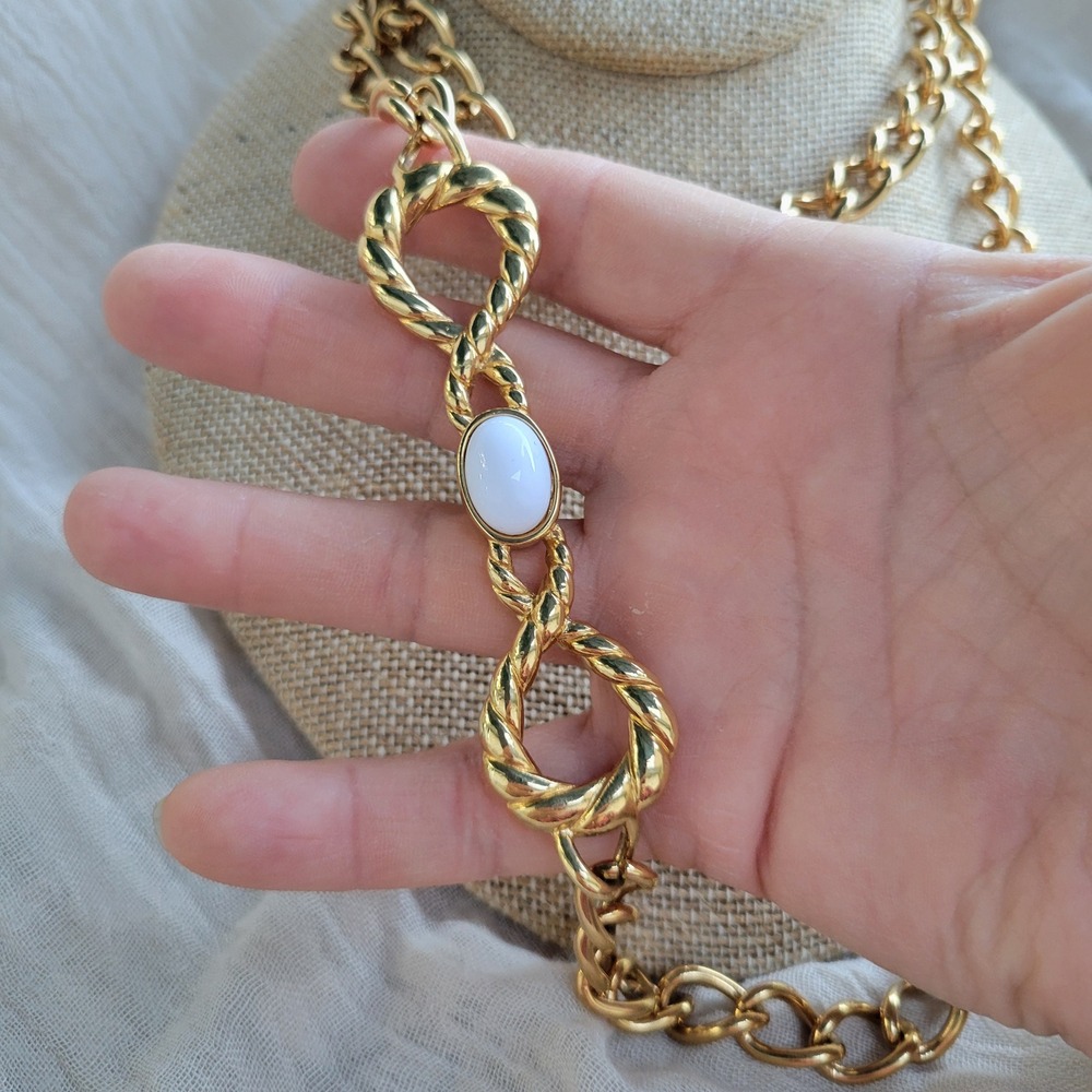 Vintage 1990s Monet Necklace Gold White Cabochon Chunky Long Chain No Closure - Picture 3 of 8